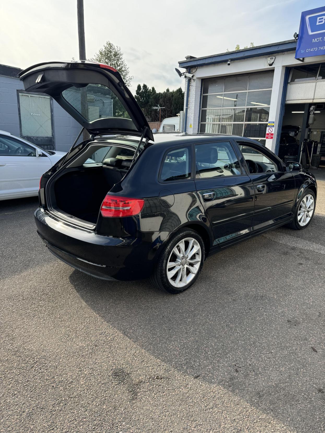 Audi A3 1.6 TDI Sport Sportback 5dr Diesel Manual Euro 5 (s/s) (105 ps)