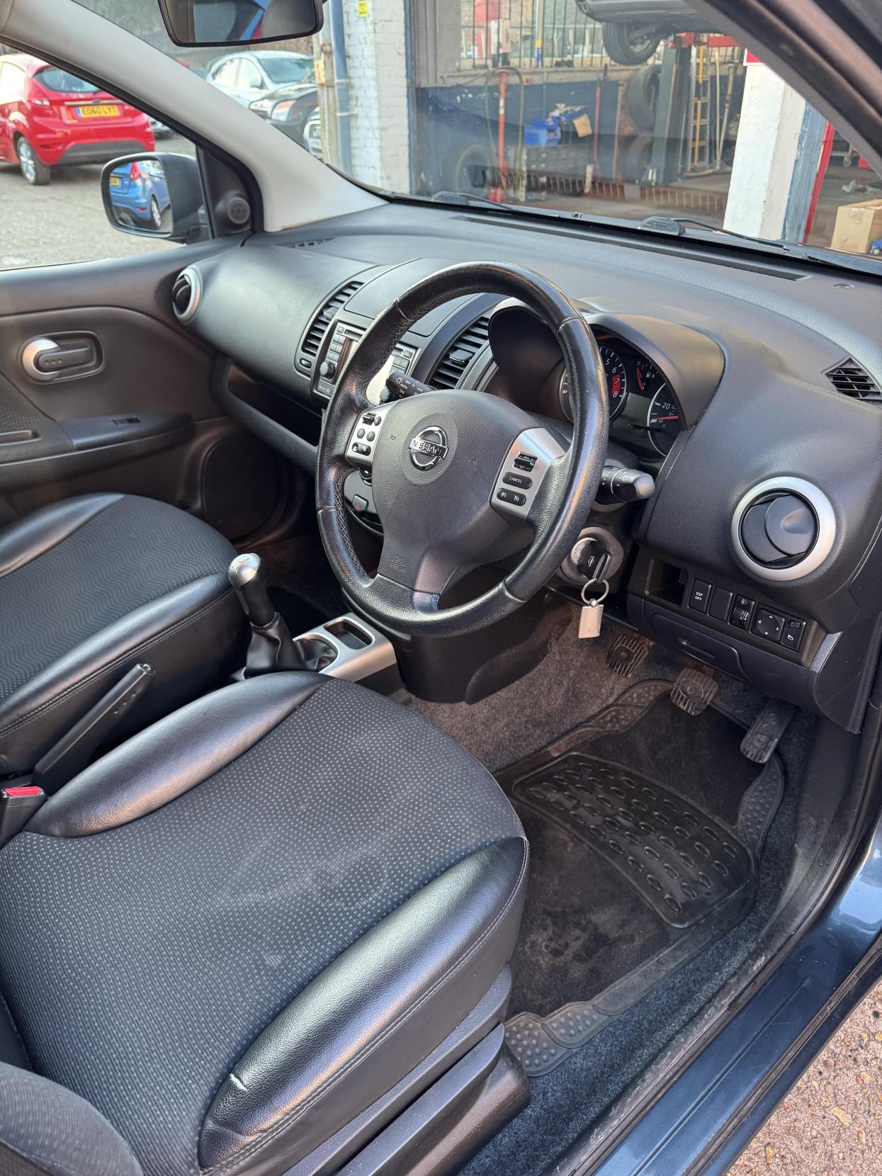 Nissan Note 1.4 16V n-tec+ Hatchback 5dr Petrol Manual Euro 5 (88 ps)