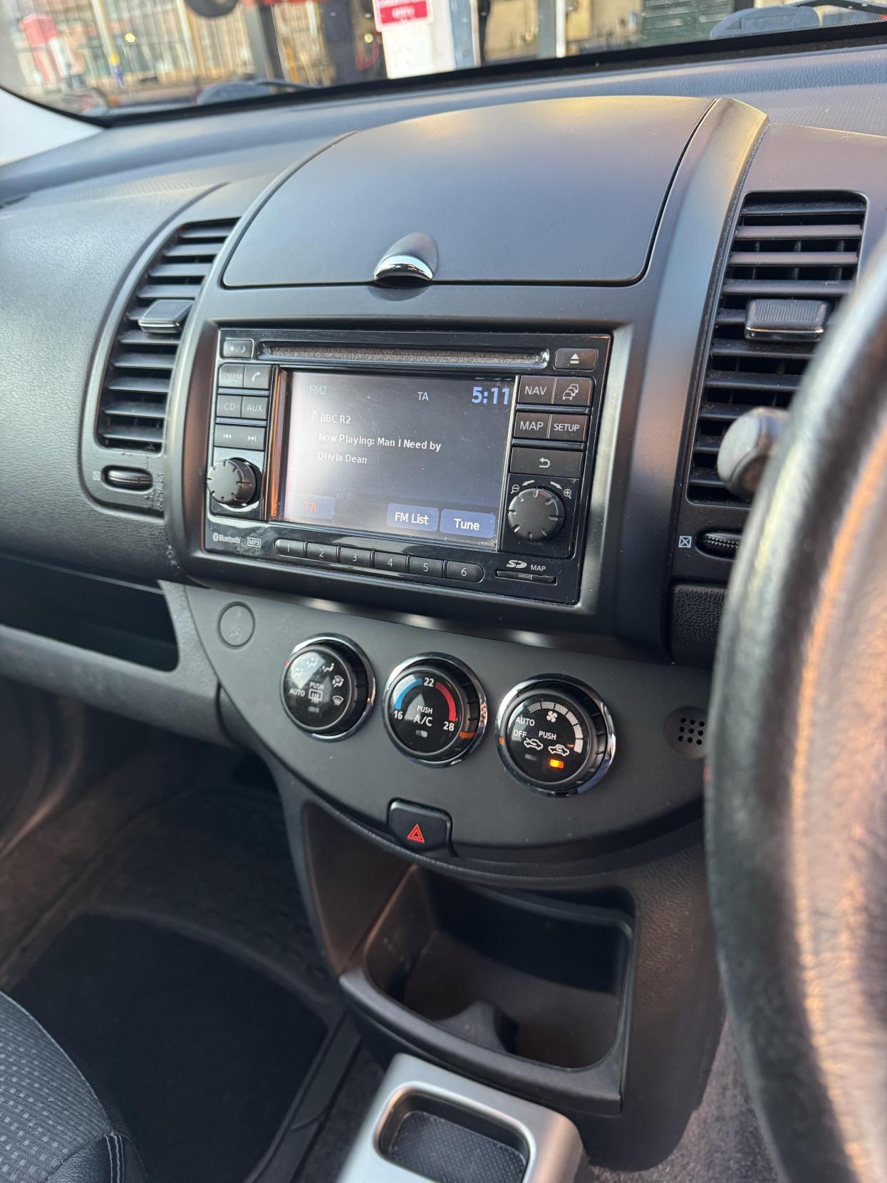 Nissan Note 1.4 16V n-tec+ Hatchback 5dr Petrol Manual Euro 5 (88 ps)