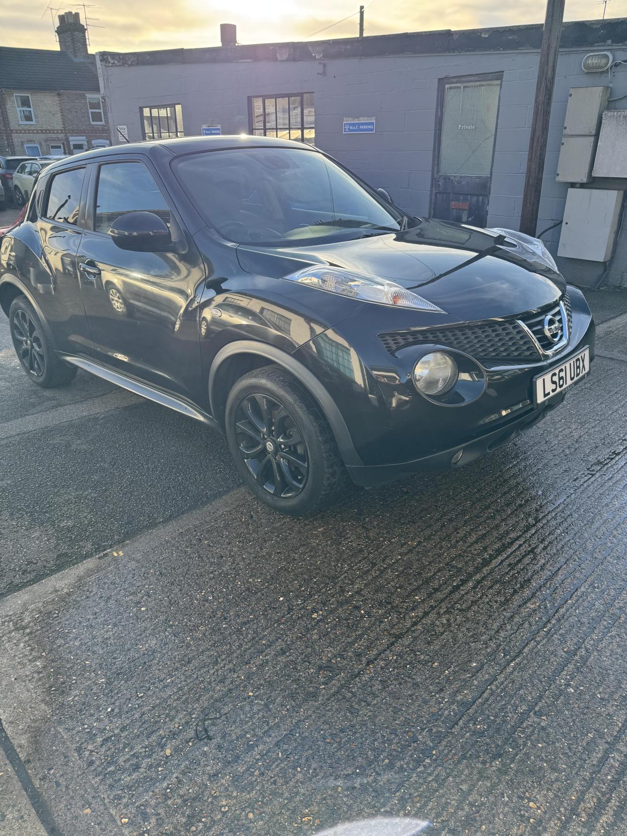 Nissan Juke 1.6 Kuro SUV 5dr Petrol Manual Euro 5 (117 ps)
