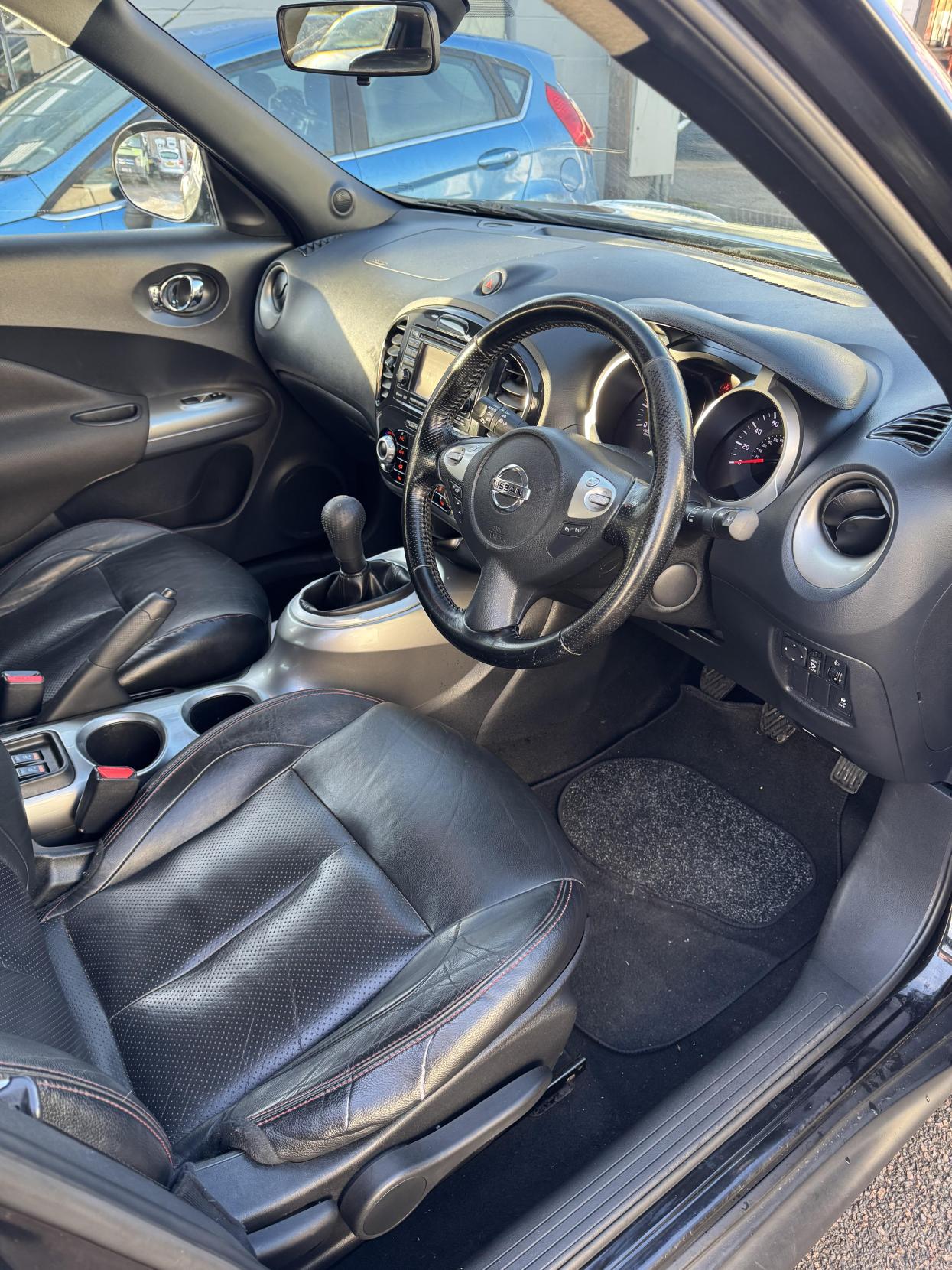 Nissan Juke 1.6 Kuro SUV 5dr Petrol Manual Euro 5 (117 ps)