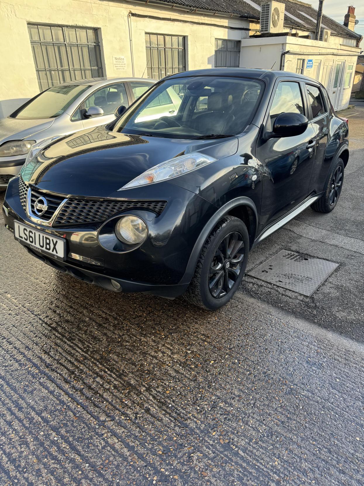 Nissan Juke 1.6 Kuro SUV 5dr Petrol Manual Euro 5 (117 ps)