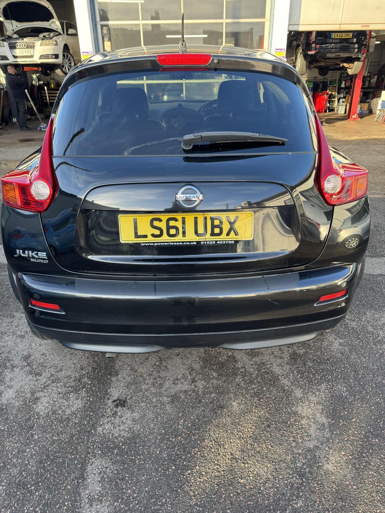 Nissan Juke 1.6 Kuro SUV 5dr Petrol Manual Euro 5 (117 ps)