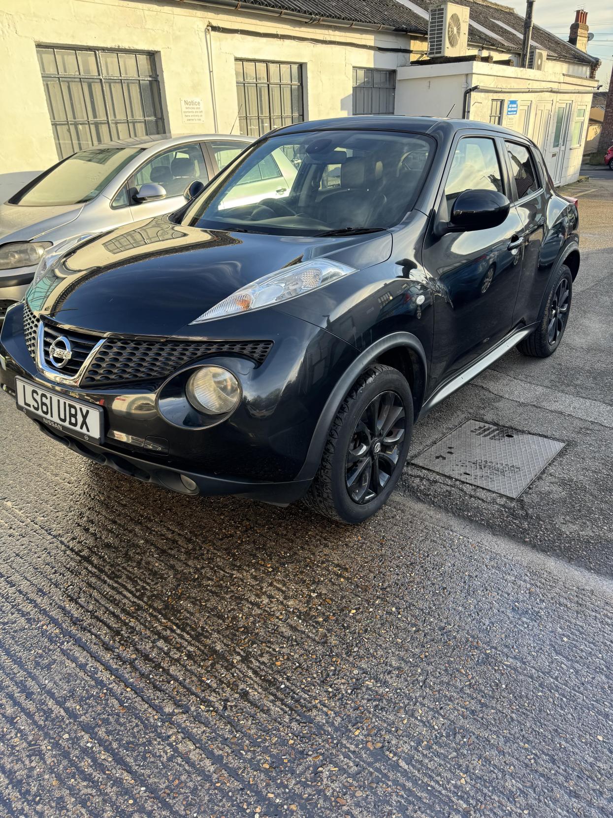 Nissan Juke 1.6 Kuro SUV 5dr Petrol Manual Euro 5 (117 ps)