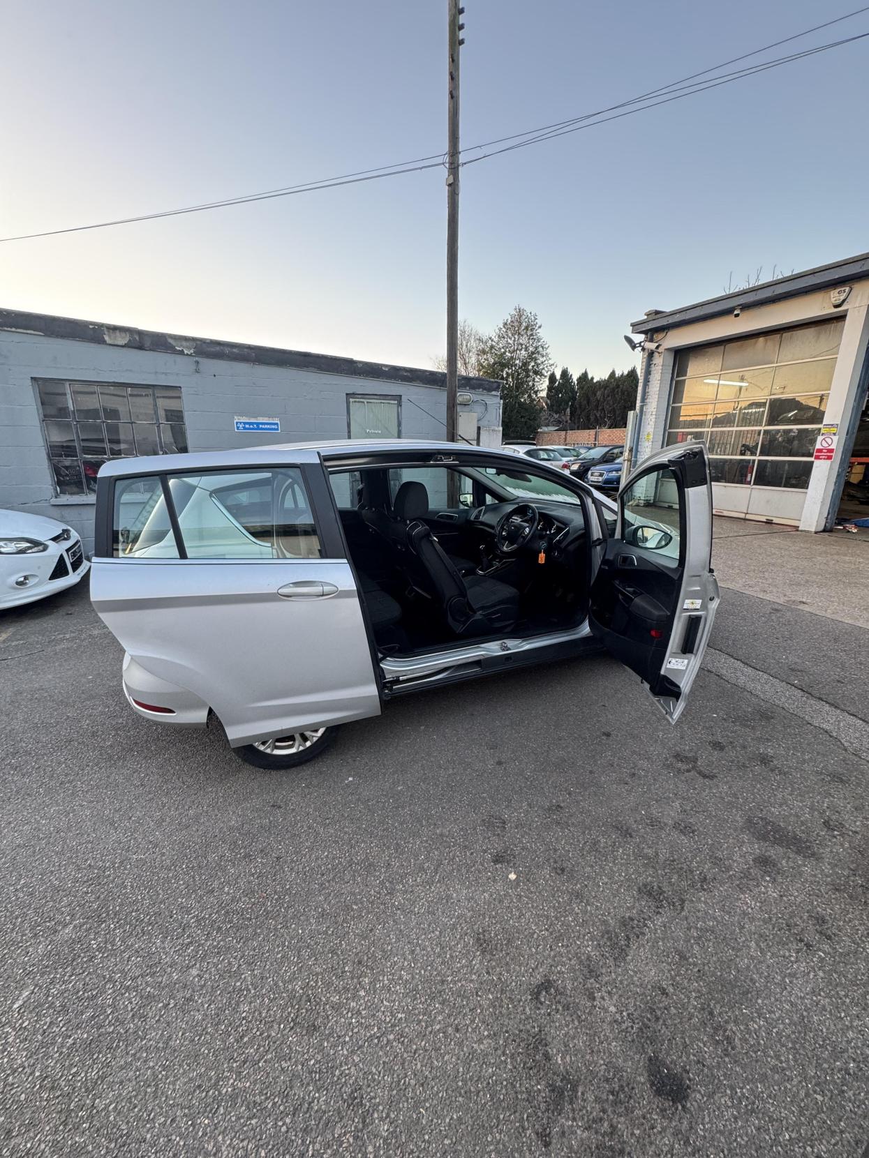 Ford B-Max 1.0T EcoBoost Zetec MPV 5dr Petrol Manual Euro 5 (100 ps)