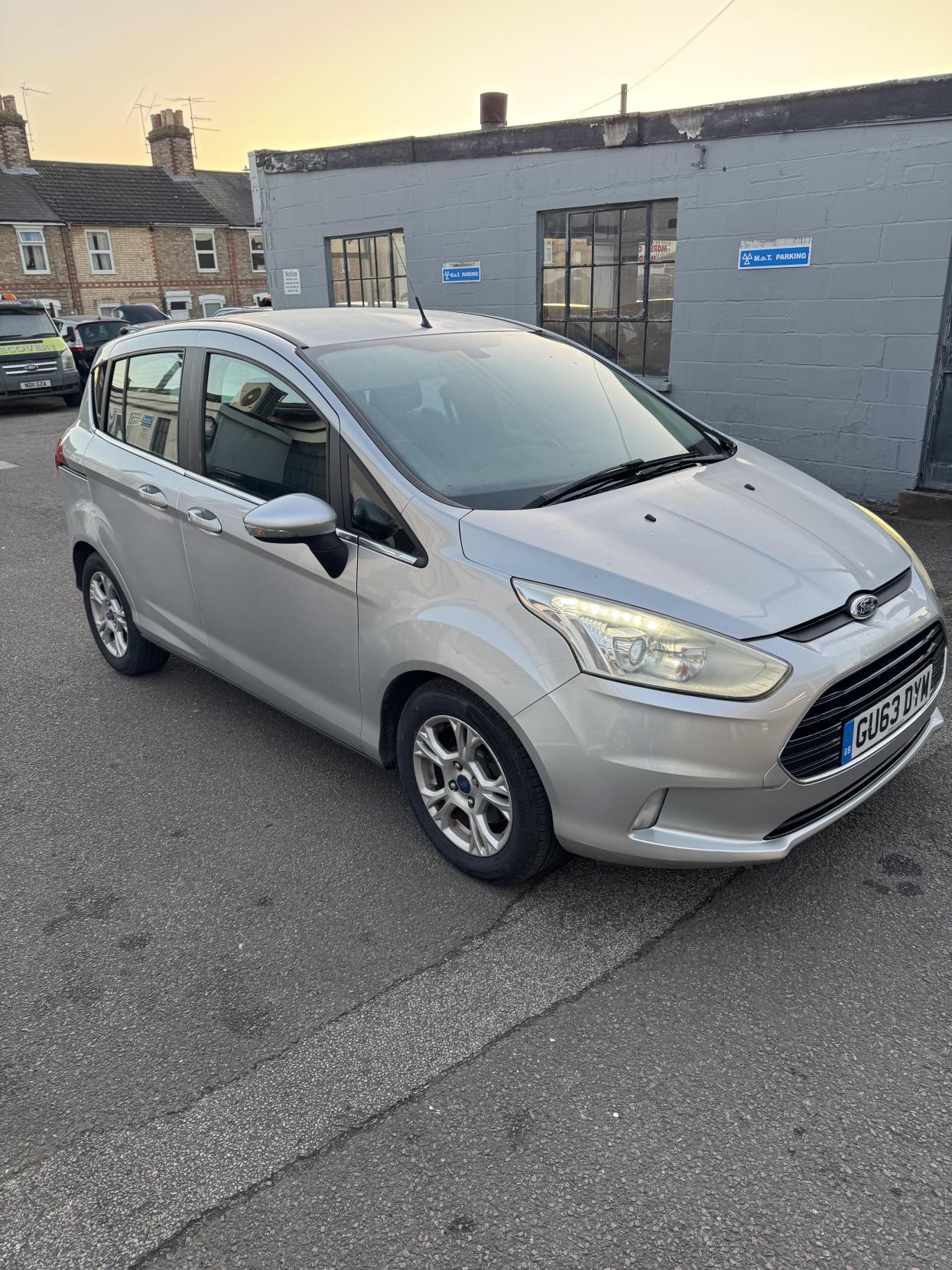 Ford B-Max 1.0T EcoBoost Zetec MPV 5dr Petrol Manual Euro 5 (100 ps)