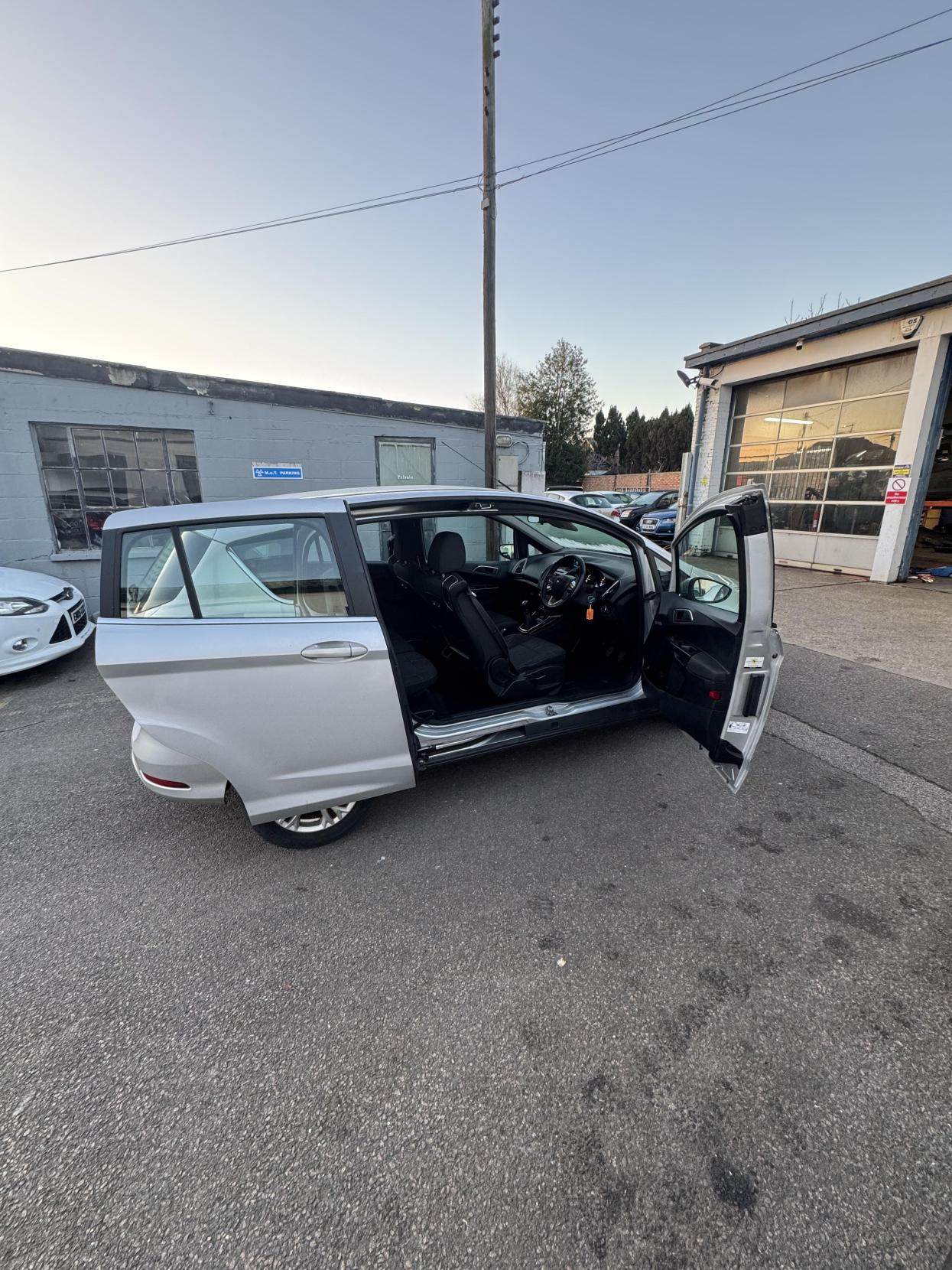 Ford B-Max 1.0T EcoBoost Zetec MPV 5dr Petrol Manual Euro 5 (100 ps)