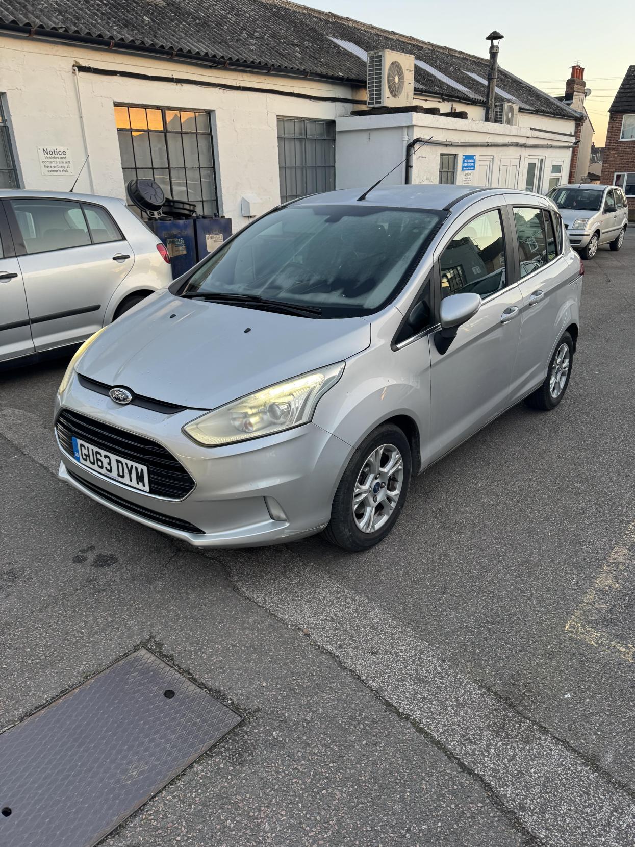 Ford B-Max 1.0T EcoBoost Zetec MPV 5dr Petrol Manual Euro 5 (100 ps)