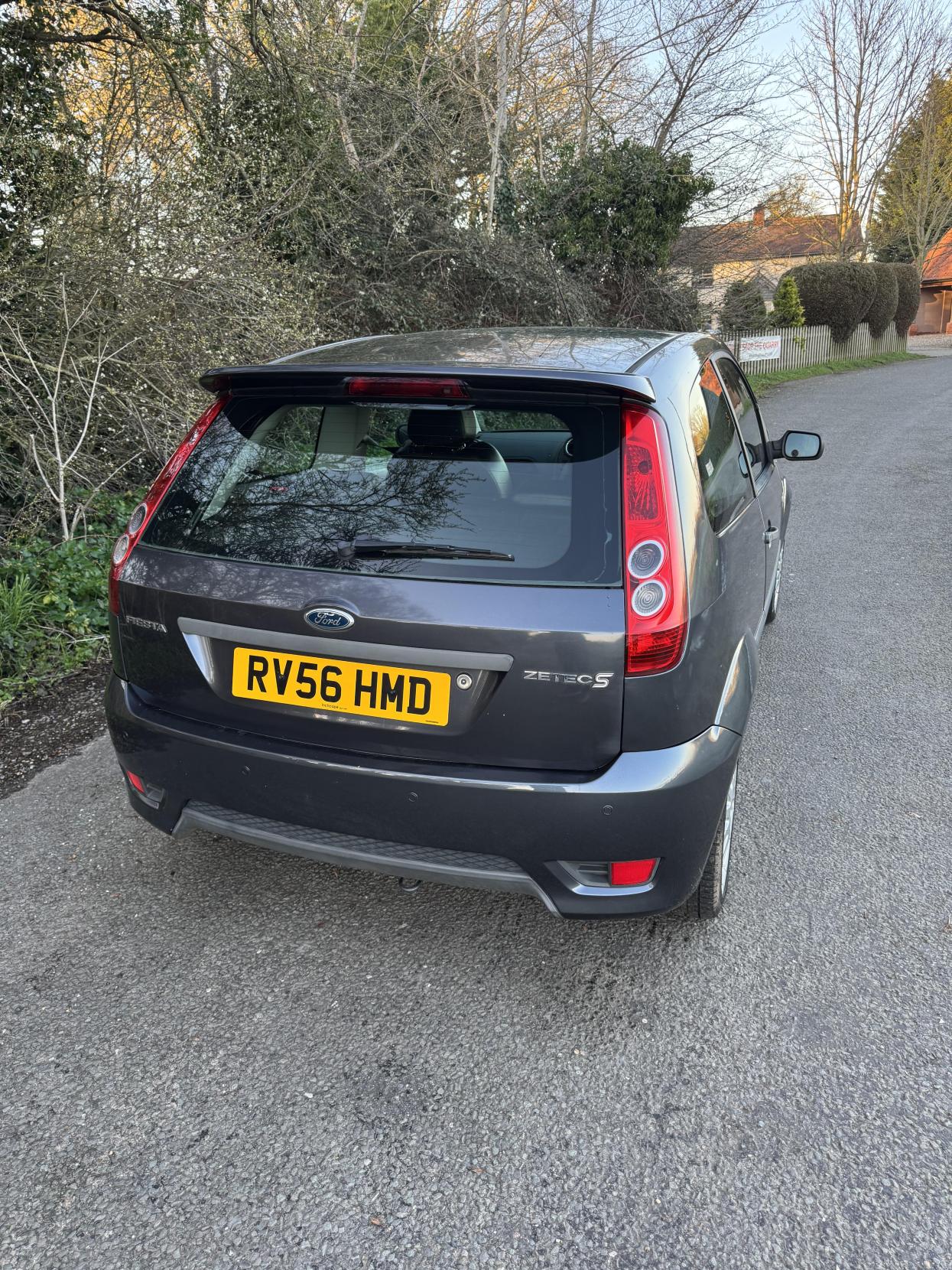 Ford Fiesta 1.6 Zetec S Hatchback 3dr Petrol Manual (153 g/km, 99 bhp)