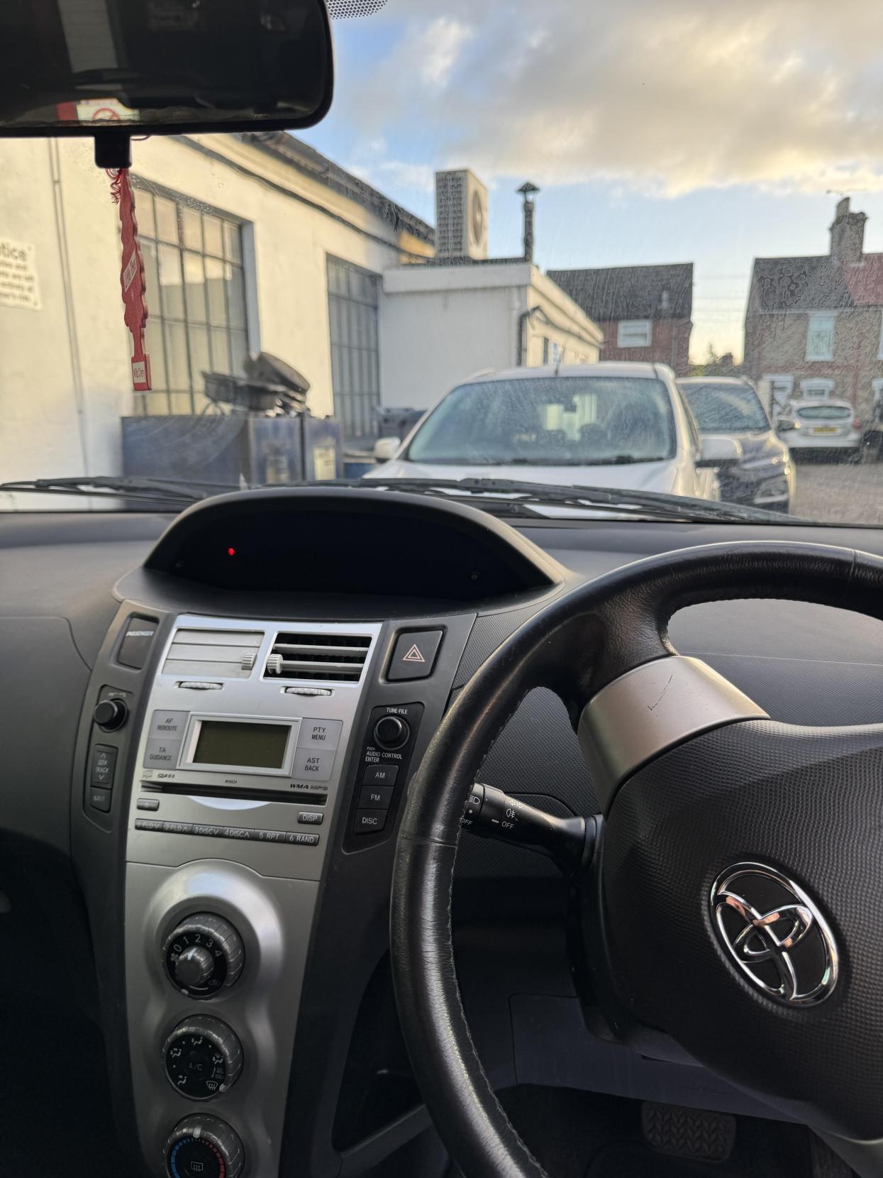 Toyota Yaris 1.4 D-4D T3 Hatchback 3dr Diesel Multimode (119 g/km, 88 bhp)