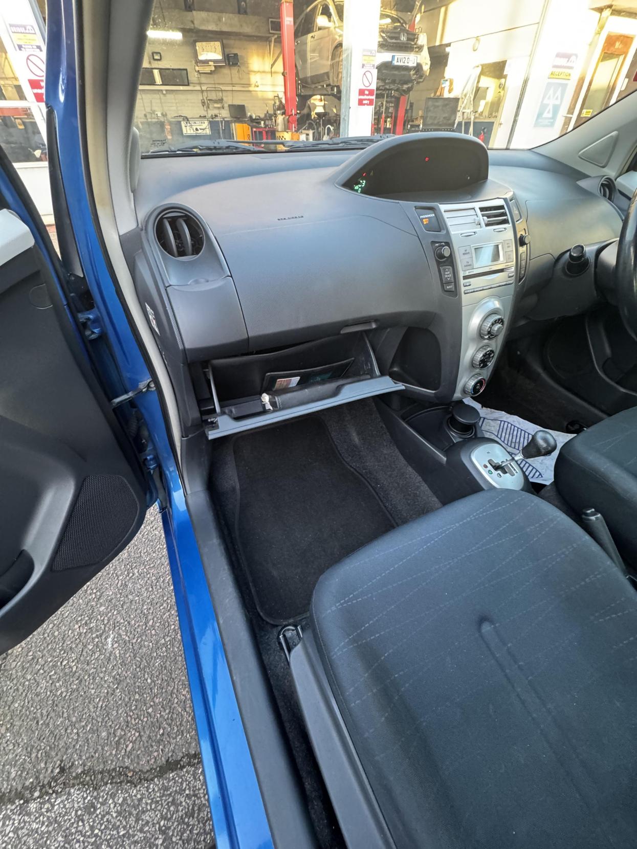 Toyota Yaris 1.4 D-4D T3 Hatchback 3dr Diesel Multimode (119 g/km, 88 bhp)