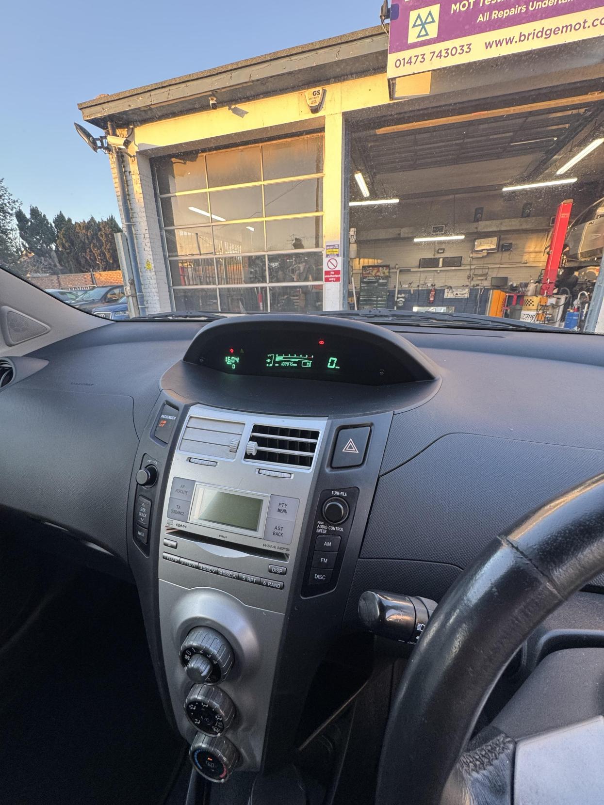 Toyota Yaris 1.4 D-4D T3 Hatchback 3dr Diesel Multimode (119 g/km, 88 bhp)